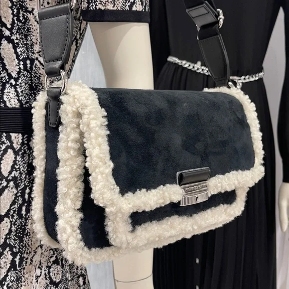 MICHAEL KORS Bradshaw Medium Suede and Faux Shearling Messenger BagBlack NWT